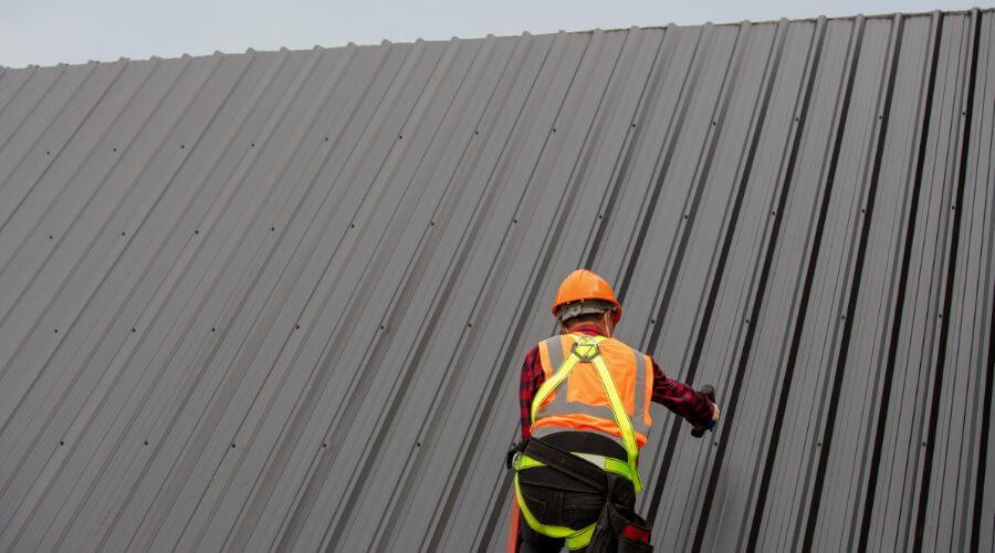 Professional gutter cleaning in Baldwin, NY
